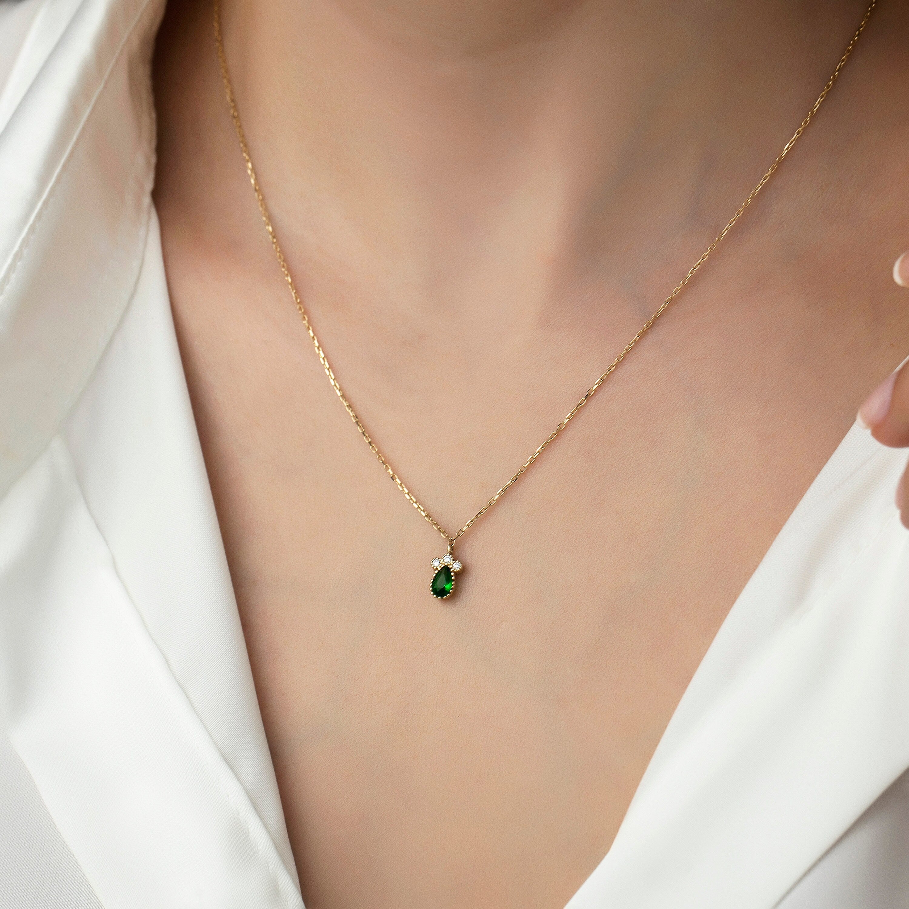 14K Gold Green Stone Combinable Necklace