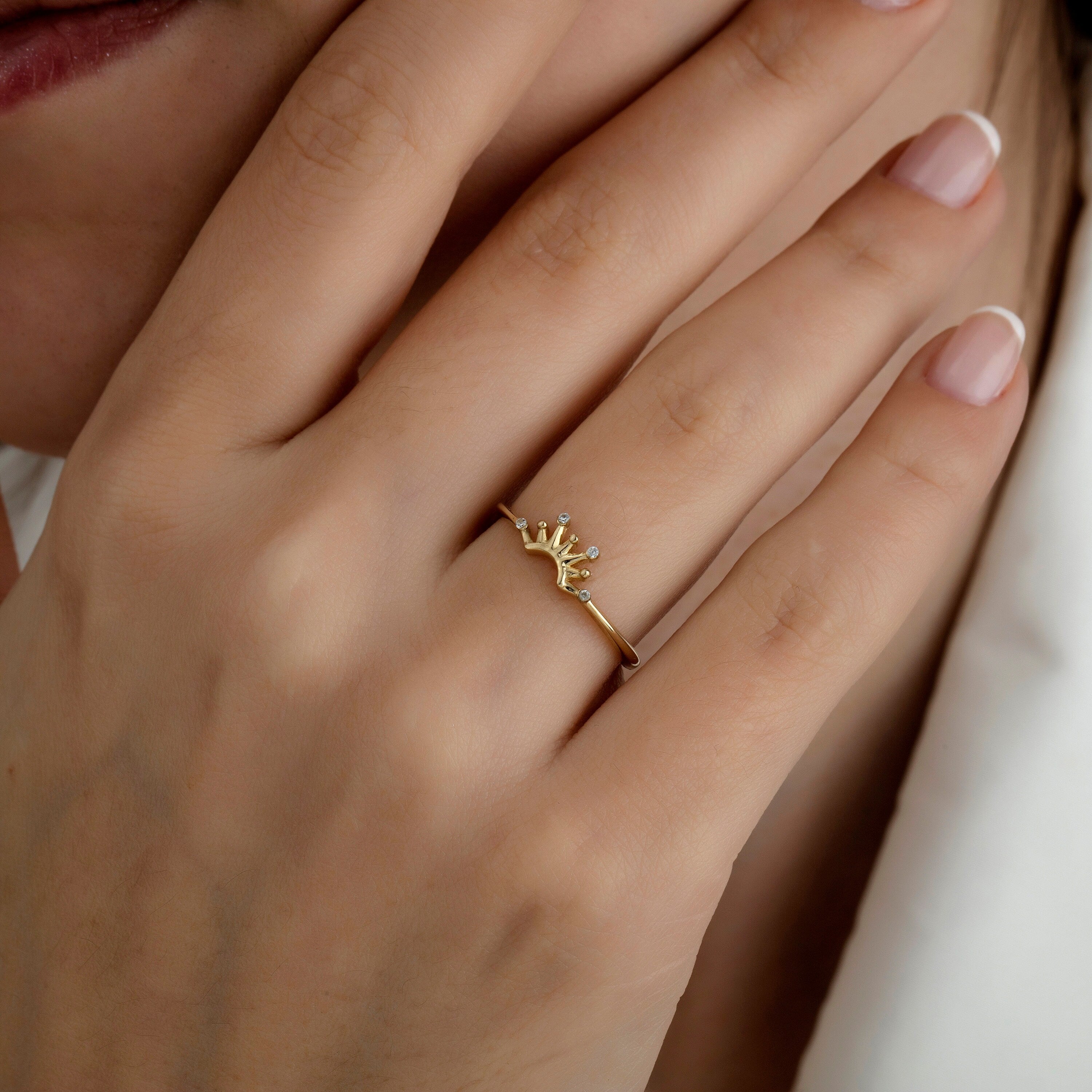 14k Gold Minimal Ring Stackable with a Gold Crown Hems Jewellery 