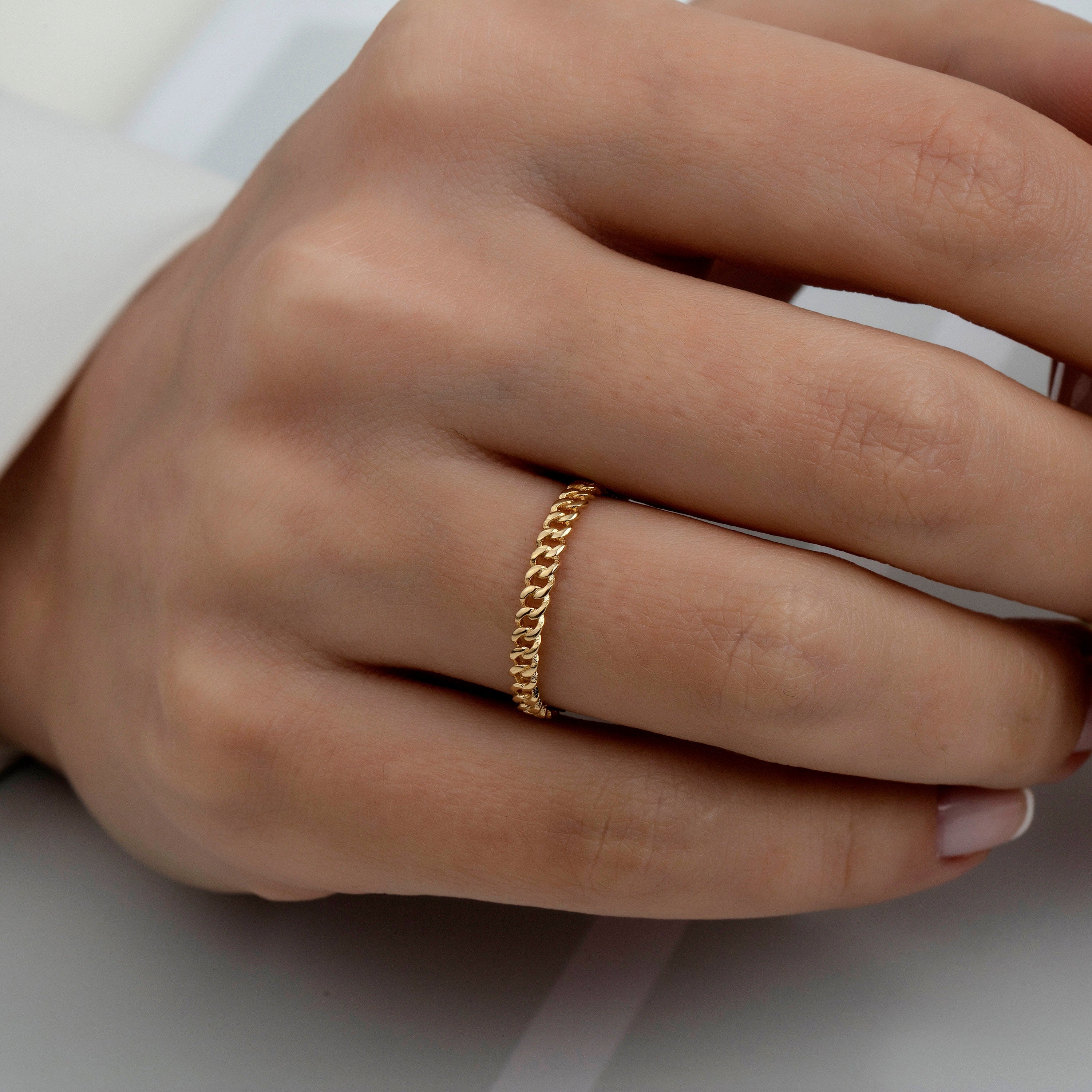 14k Gold Thin Chain Ring